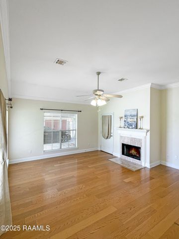 106 Pebble Beach Drive, Youngsville, LA 70592