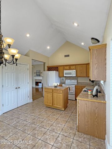 106 Pebble Beach Drive, Youngsville, LA 70592