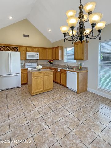 106 Pebble Beach Drive, Youngsville, LA 70592