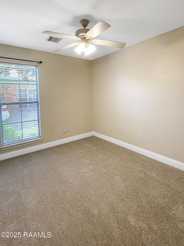 106 Pebble Beach Drive, Youngsville, LA 70592