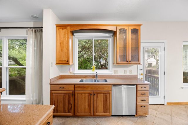 4176 Canyon Glen CIR, Austin, TX 78732