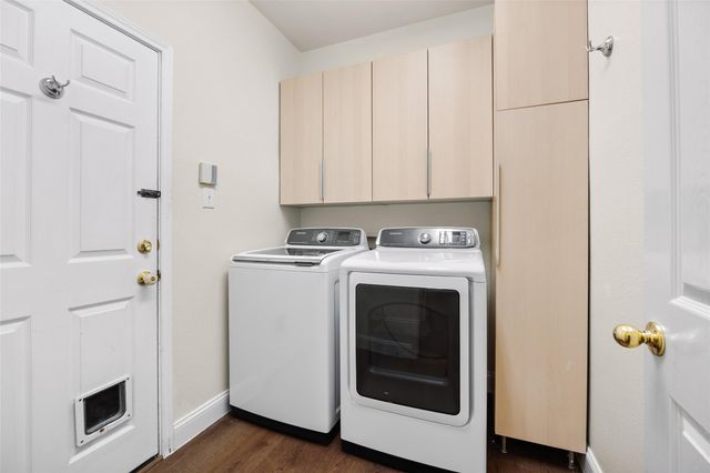 4176 Canyon Glen CIR, Austin, TX 78732
