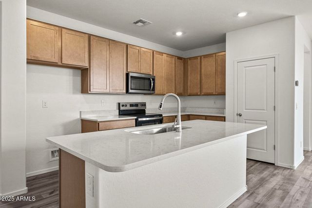 5729 S 243RD Drive, Buckeye, AZ 85326