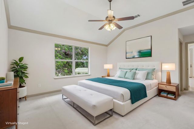 225 Shady Oaks TRL, Liberty Hill, TX 78642