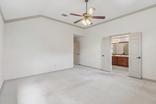 225 Shady Oaks TRL, Liberty Hill, TX 78642