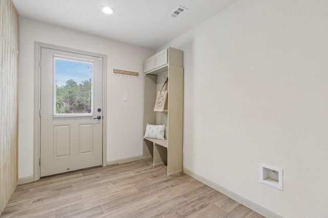 225 Shady Oaks TRL, Liberty Hill, TX 78642