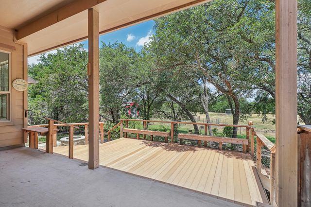 225 Shady Oaks TRL, Liberty Hill, TX 78642