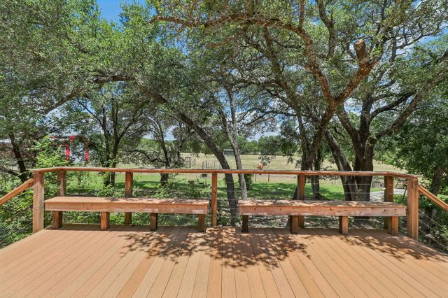 225 Shady Oaks TRL, Liberty Hill, TX 78642