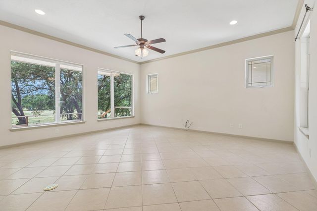 225 Shady Oaks TRL, Liberty Hill, TX 78642
