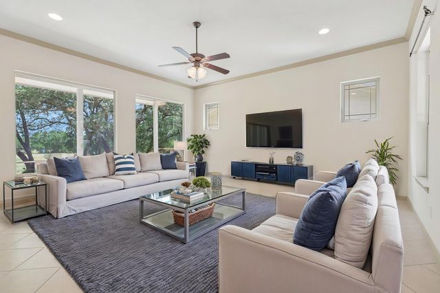 225 Shady Oaks TRL, Liberty Hill, TX 78642