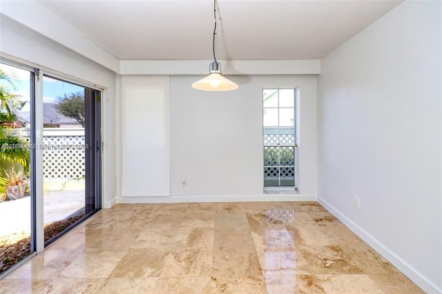 4761 NW 98th Pl, Doral, FL 33178