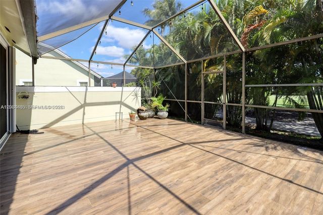 4761 NW 98th Pl, Doral, FL 33178