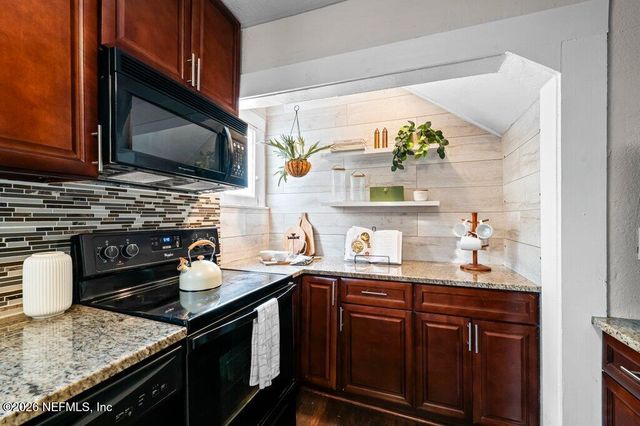 4625 POLARIS Street, Jacksonville, FL 32205