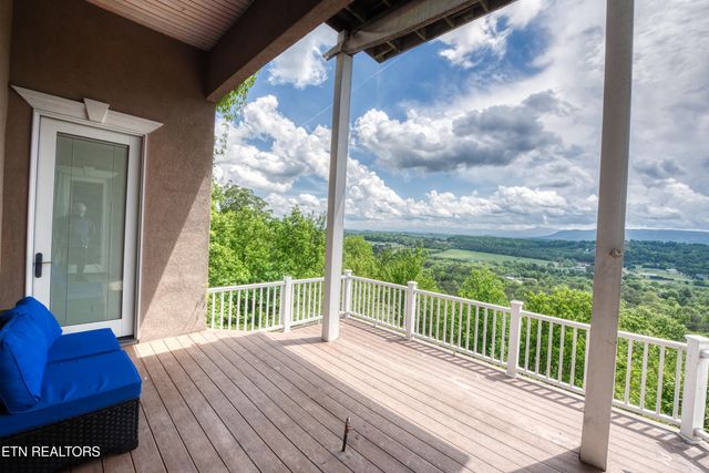 1012 Falcon Crest Drive, Seymour, TN 37865