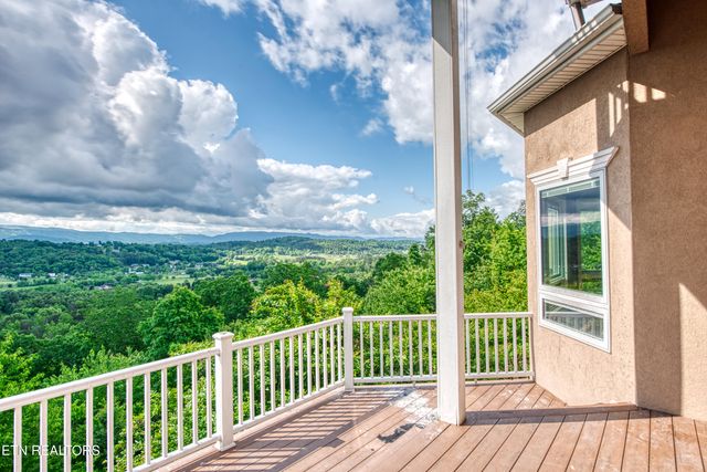 1012 Falcon Crest Drive, Seymour, TN 37865