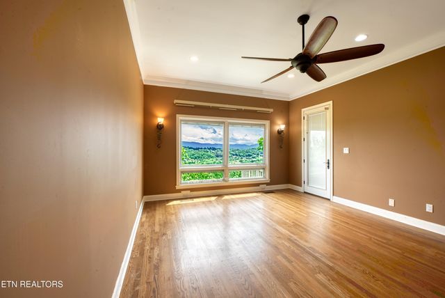 1012 Falcon Crest Drive, Seymour, TN 37865