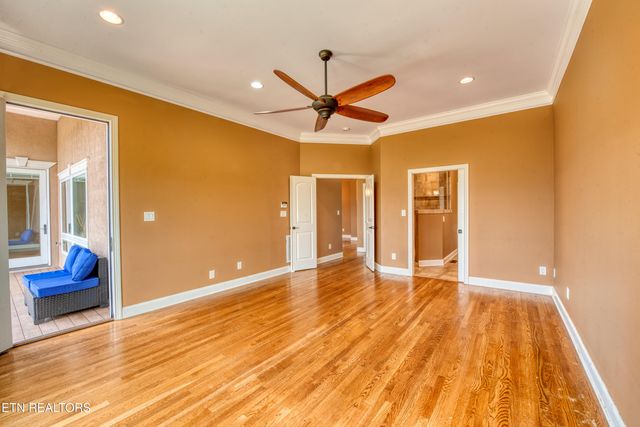 1012 Falcon Crest Drive, Seymour, TN 37865