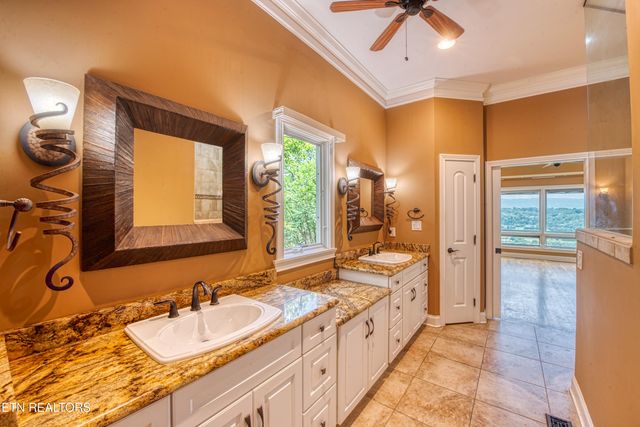 1012 Falcon Crest Drive, Seymour, TN 37865