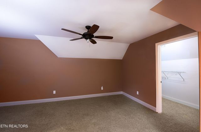 1012 Falcon Crest Drive, Seymour, TN 37865