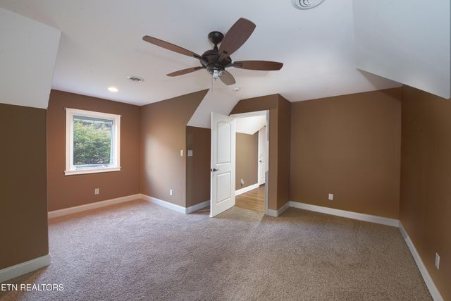 1012 Falcon Crest Drive, Seymour, TN 37865
