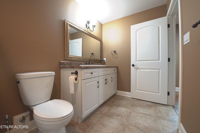 1012 Falcon Crest Drive, Seymour, TN 37865