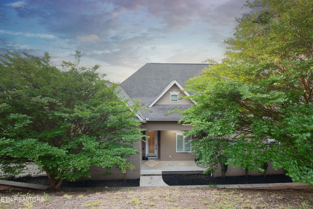 1012 Falcon Crest Drive, Seymour, TN 37865