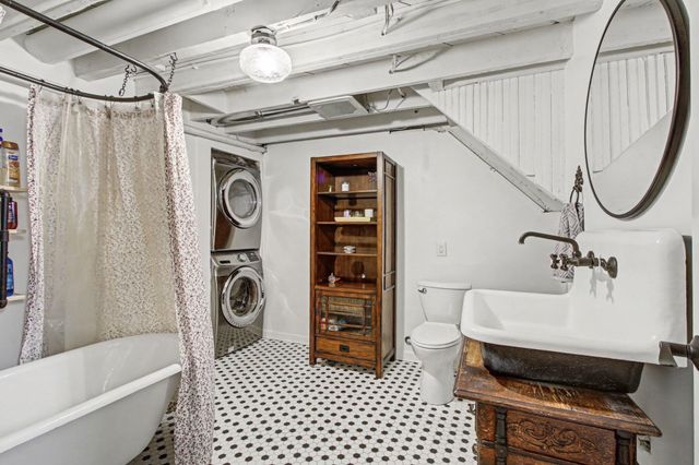 901 Campbell Street, Valparaiso, IN 46385