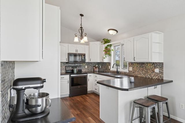 1315 Mallard Lane, New Richmond, WI 54017