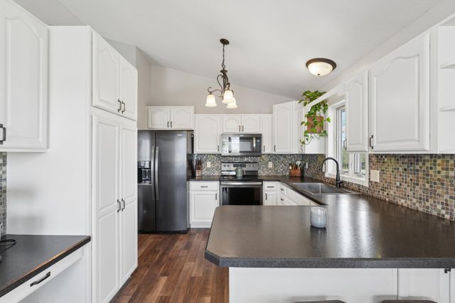 1315 Mallard Lane, New Richmond, WI 54017