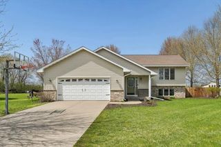 1315 Mallard Lane, New Richmond, WI 54017