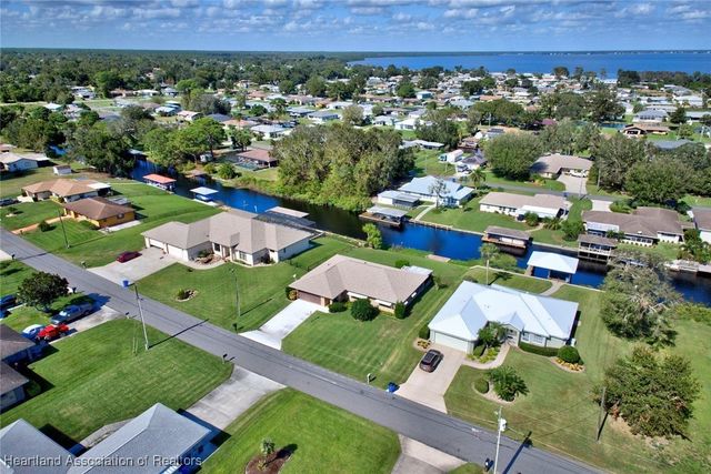 336 Anderson Street NE, Lake Placid, FL 33852