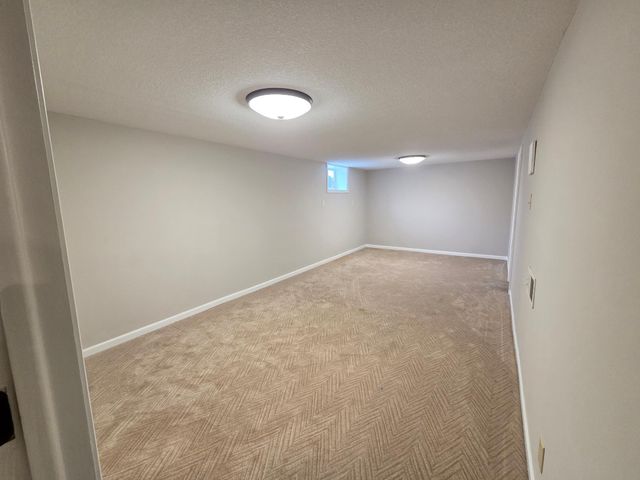 6508 47th Avenue N, Crystal, MN 55428