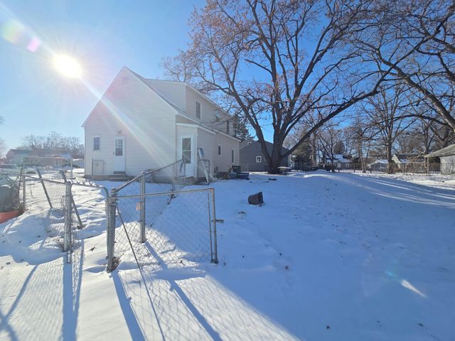 6508 47th Avenue N, Crystal, MN 55428