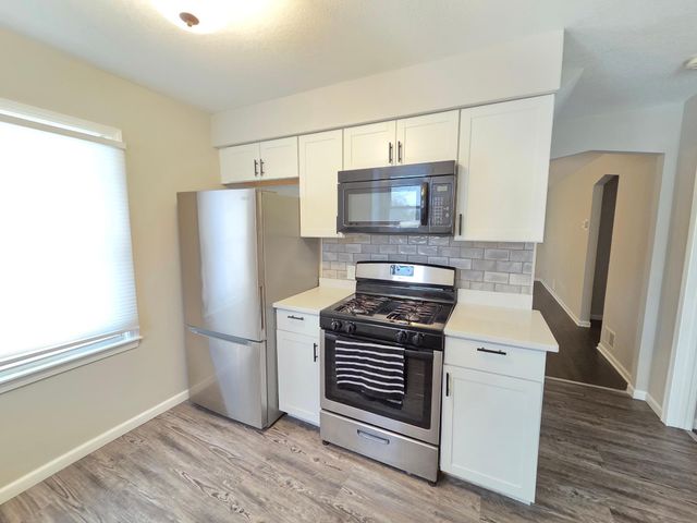 6508 47th Avenue N, Crystal, MN 55428