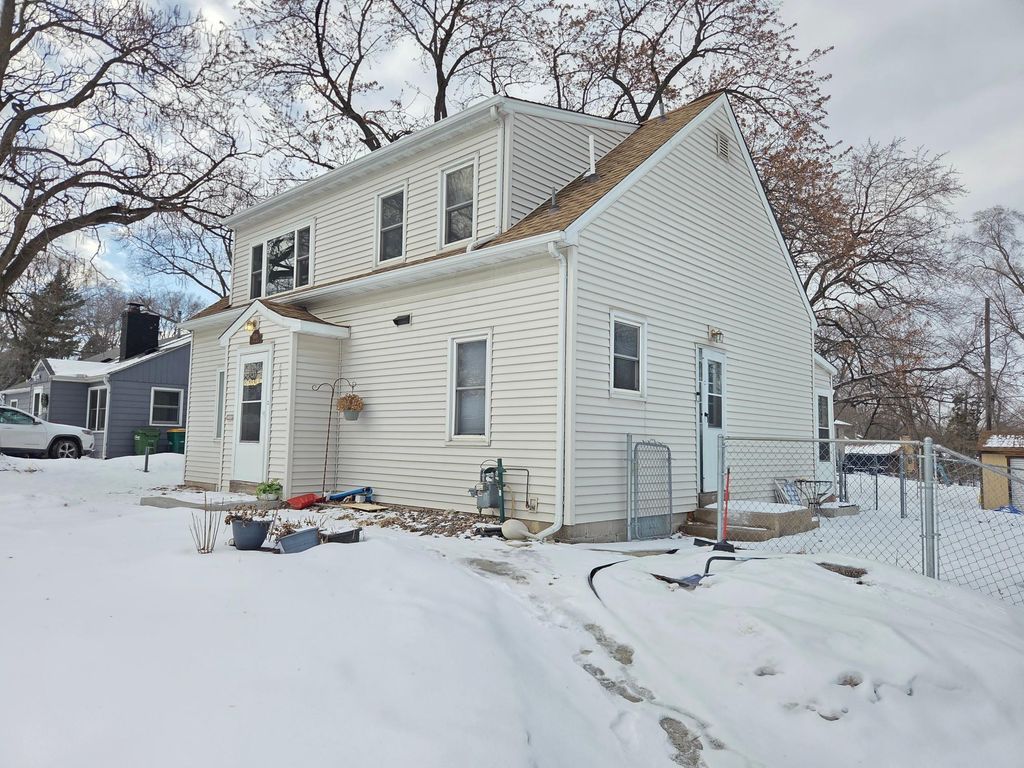 6508 47th Avenue N, Crystal, MN 55428