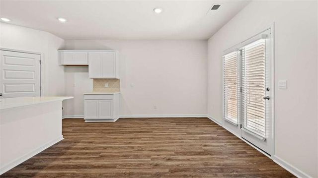 84 White Spruce Way, Newnan, GA 30265