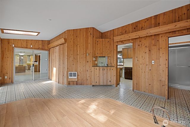 6323 89th Avenue W, University Place, WA 98467