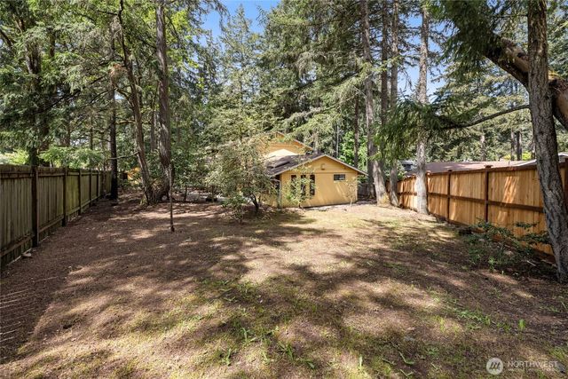 6323 89th Avenue W, University Place, WA 98467