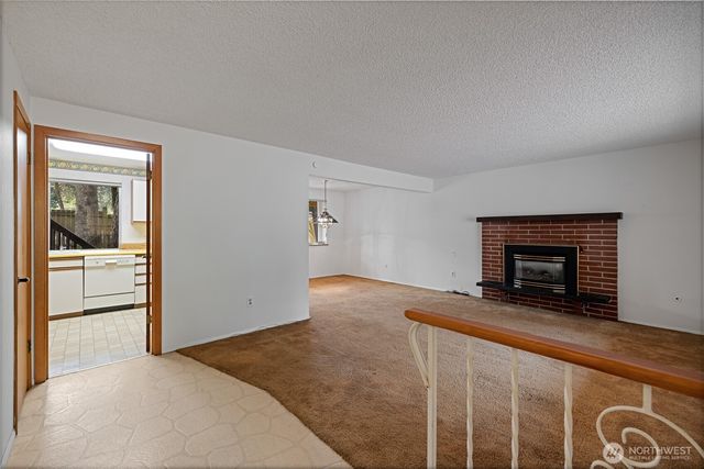 6323 89th Avenue W, University Place, WA 98467