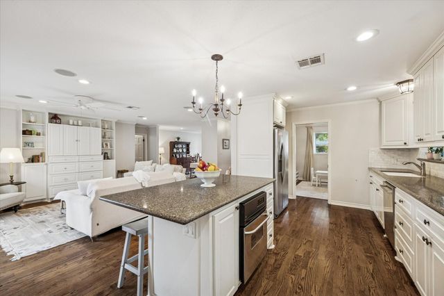 5214 Grape, Houston, TX 77096