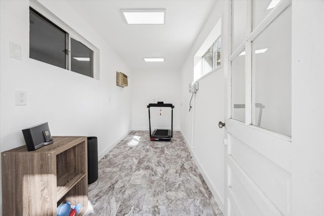 5214 Grape, Houston, TX 77096