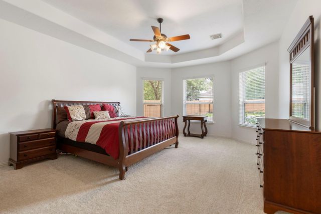 7 Renoir Trail Place, The Woodlands, TX 77382