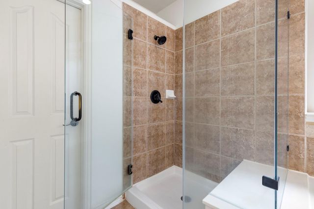 7 Renoir Trail Place, The Woodlands, TX 77382