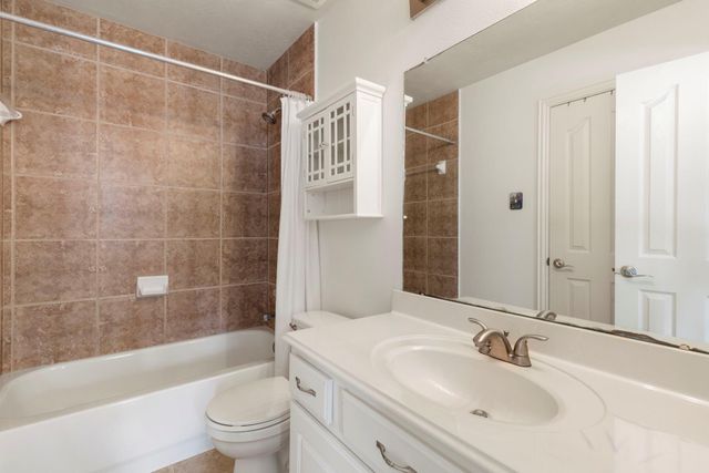 7 Renoir Trail Place, The Woodlands, TX 77382