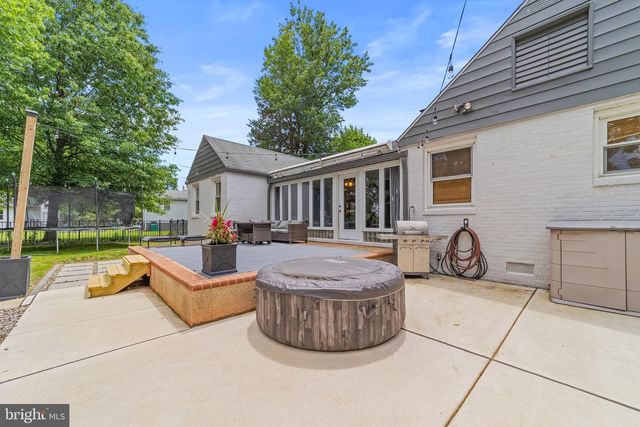 83 KENDALL BLVD, Oaklyn, NJ 08107