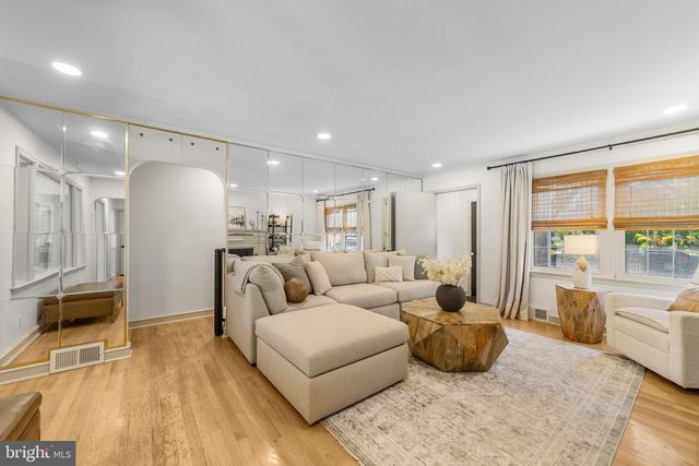 83 KENDALL BLVD, Oaklyn, NJ 08107