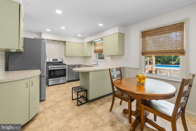 83 KENDALL BLVD, Oaklyn, NJ 08107