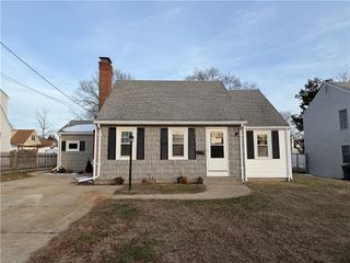 151 Ausdale Road, Cranston, RI 02910