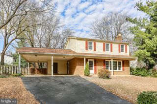 7922 LAKE PLEASANT DR, Springfield, VA 22153