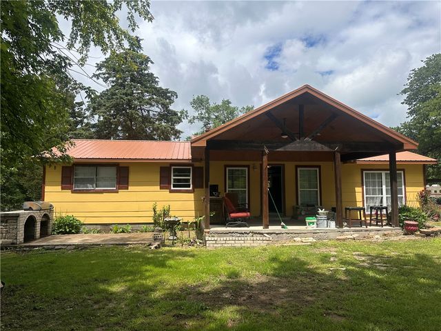 11836 Fresno Road, West Fork, AR 72774